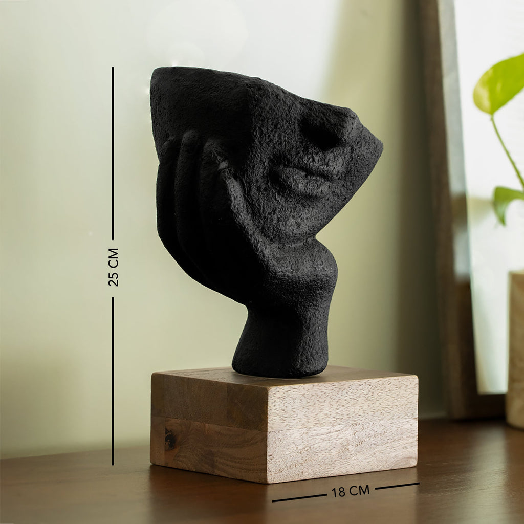 Visage noir agité Sculpture