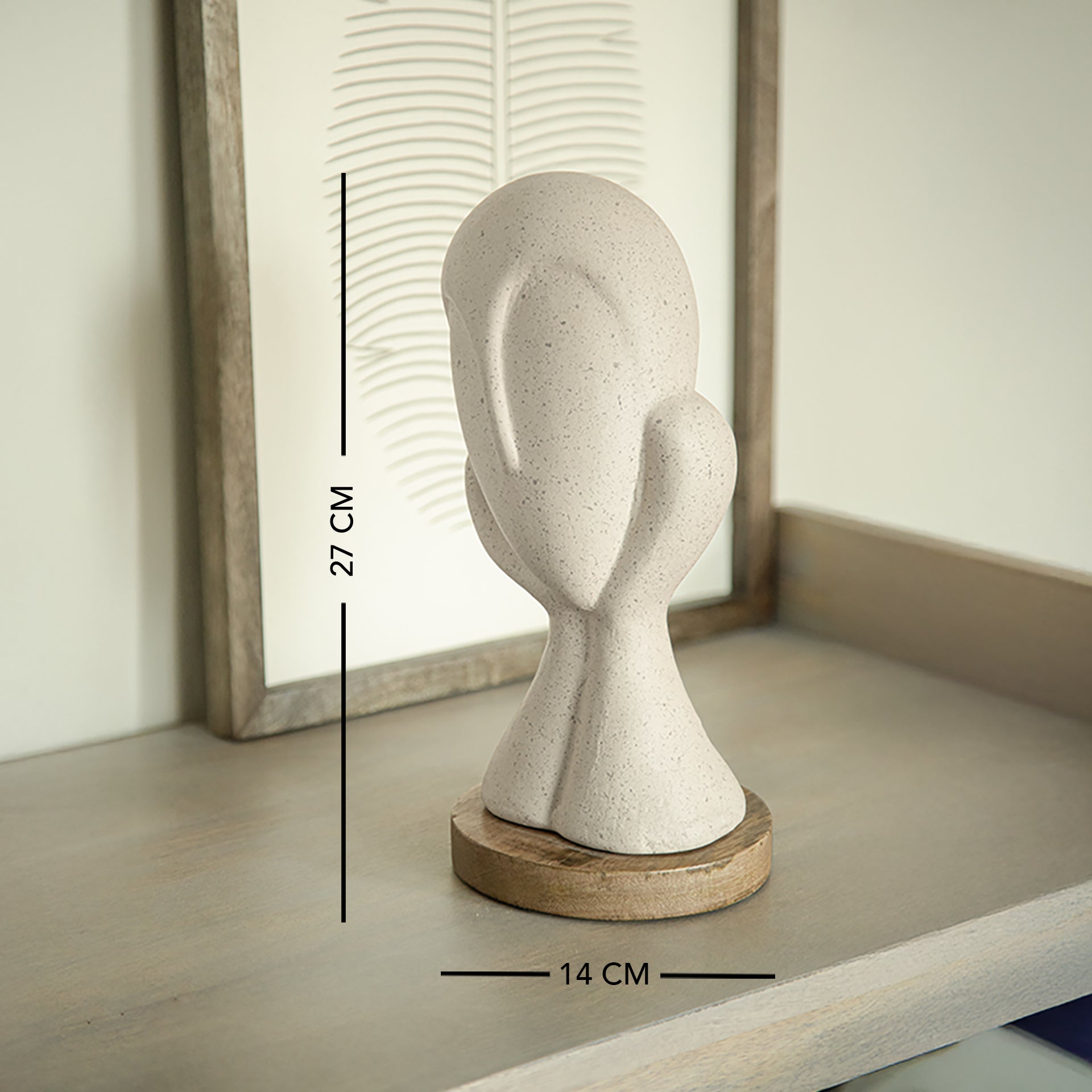 Sculpture de visage ensorcelant blanc