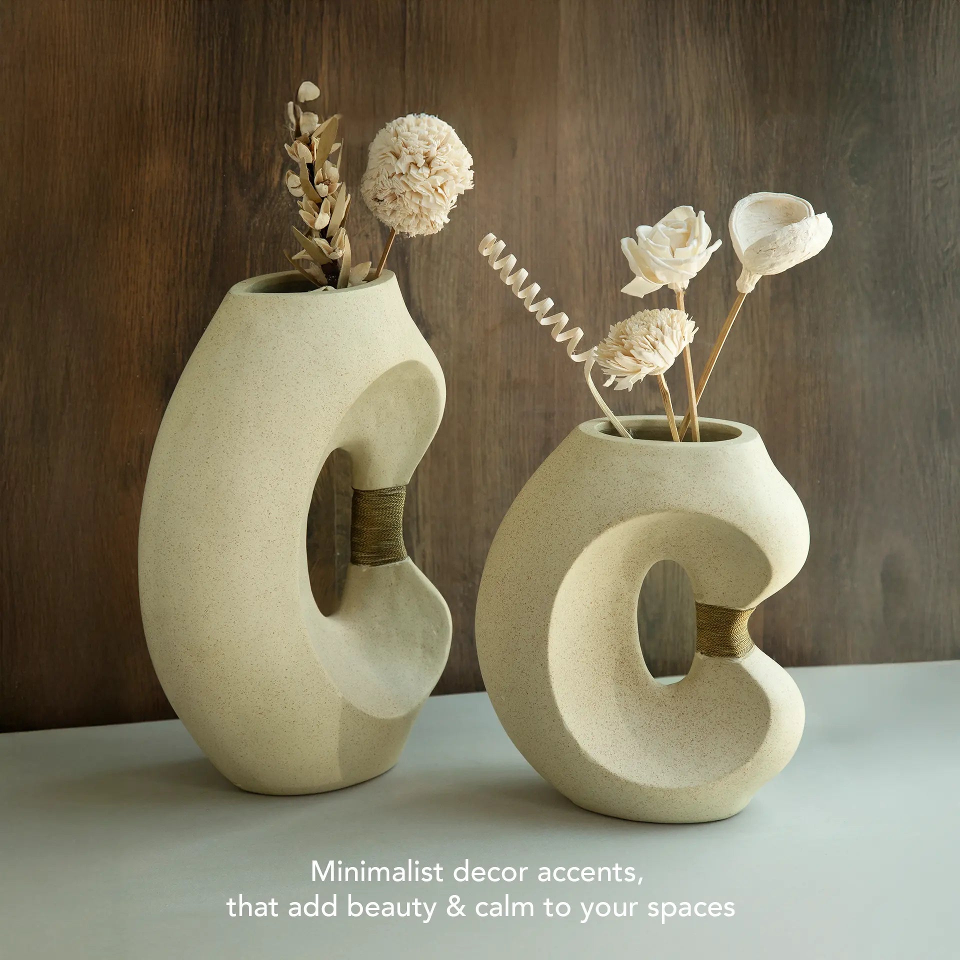 Petit vase avec travail en fil de fer