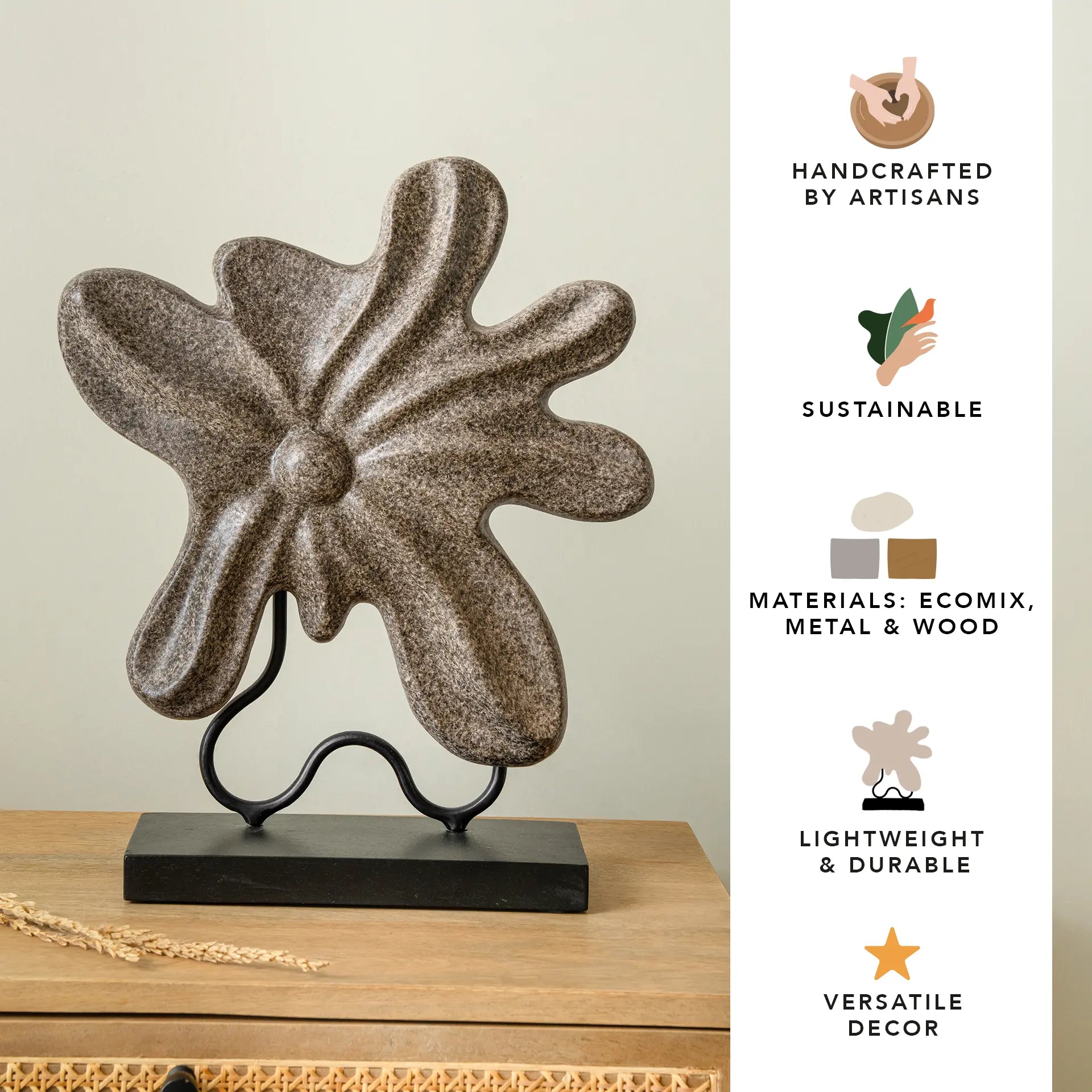 Sculpture florale abstraite