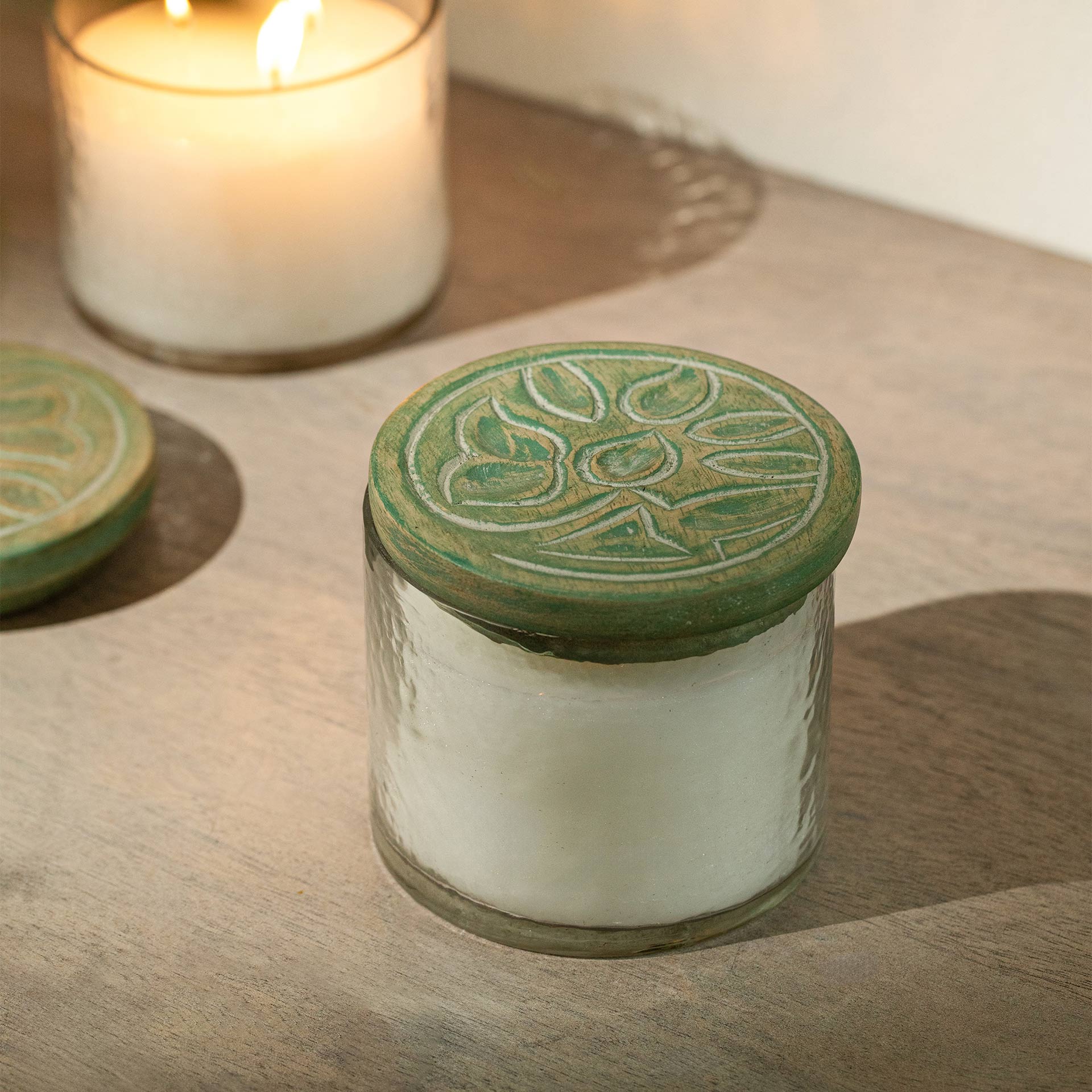 Bougie en cire dans un bocal en verre Lotus de Jade (3 mèches)