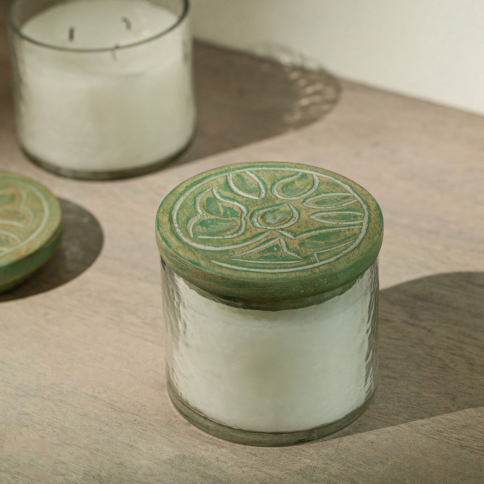 Bougie en cire dans un bocal en verre Lotus de Jade (3 mèches)