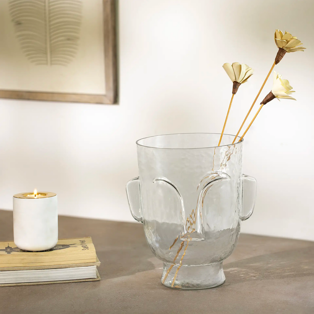 petit vase en verre visage