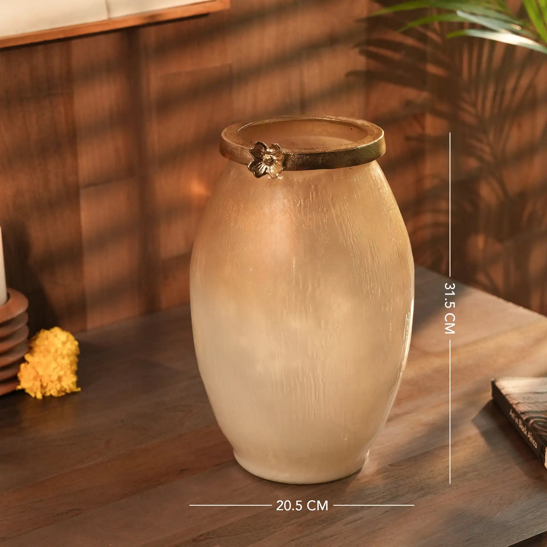 Vase en Verre Fait Main au Design Minimaliste