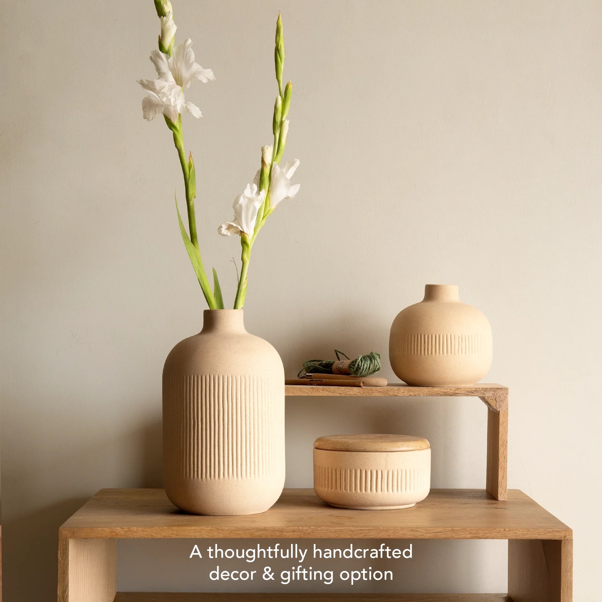 Grand Vase Classique en Céramique Beige