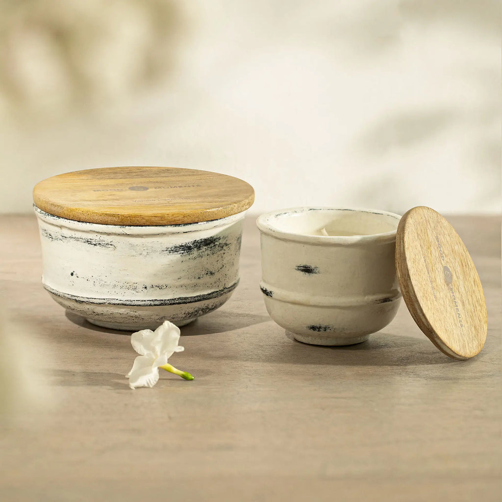 Bougie parfumée à la cire de lavande et vanille en pot de terre cuite (1 mèche)