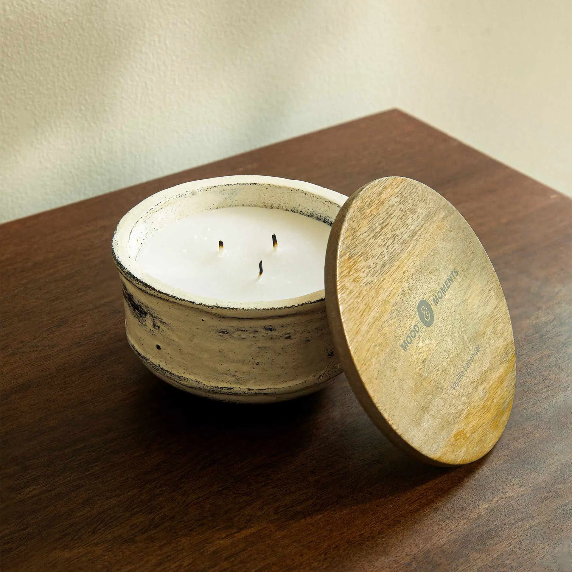 Bougie en cire pot terre cuite Lotus de Jade (3 mèches)